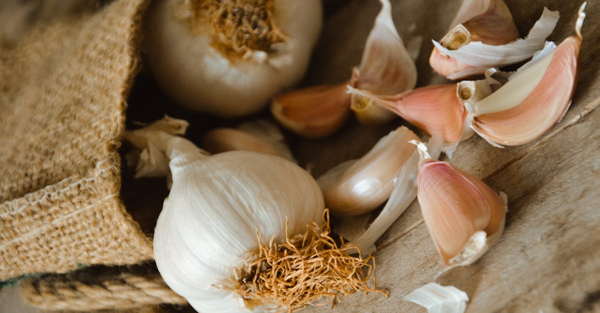 Read more about the article Home Remedies For Garlic Breath: Natural Ways To Smell Fresh Again