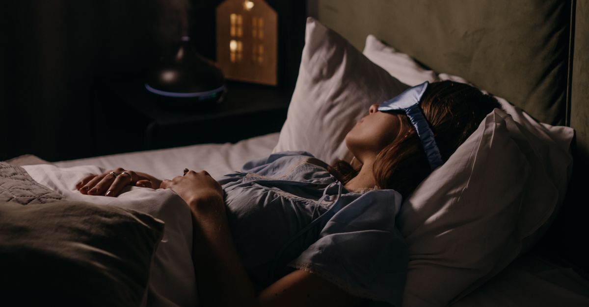 You are currently viewing 20 Effective Home Remedies to Sleep Naturally