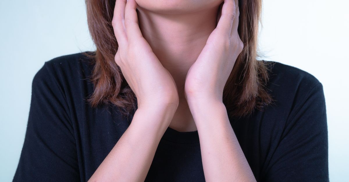 Read more about the article How to Lighten a Dark Neck Naturally: 16 Proven Natural Remedies for Dark Neck (A Holistic, Biblical Guide to Radiant Skin)